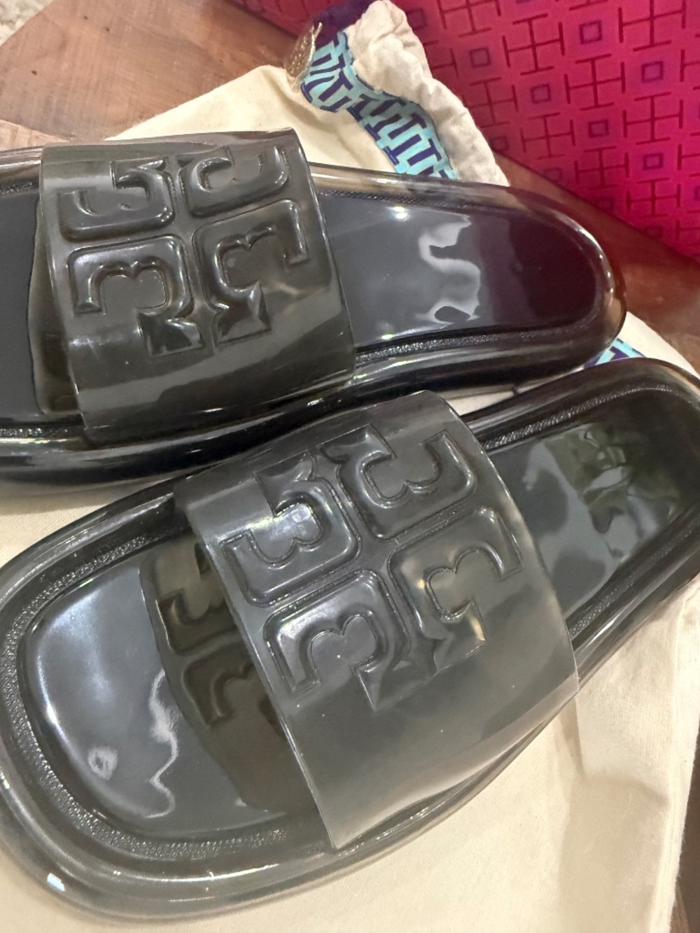 TORY BURCH $188 BLACK BUBBLE JELLY SLIDE SANDAL/Sz 9 39 EU Style 85010 - Picture 4 of 13